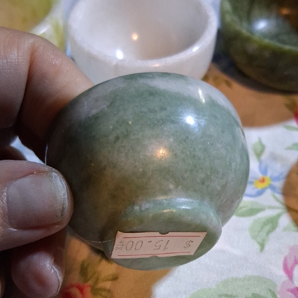 Set of Green and White Stone Bowls - Picture 5 of 6
